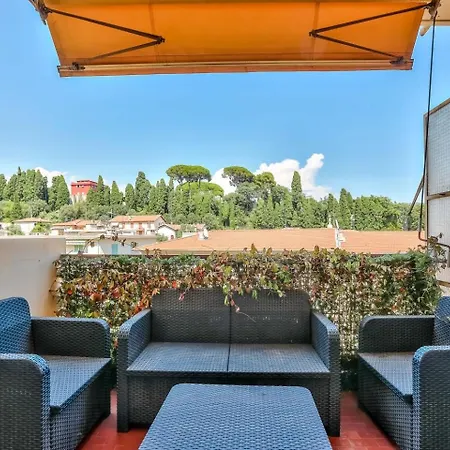 Superbe T2 Avec Terrasse Et Parking Nice