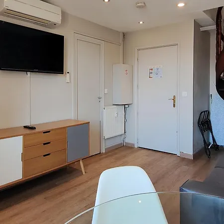 艾吉奥帕公寓酒店