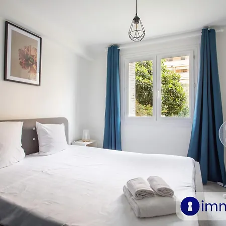 Pasteur With Parking Space Apartment *