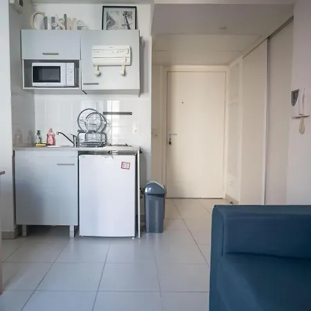 Guestready - Sejour Ideal A Saint-roch Pour 2 Apartment *