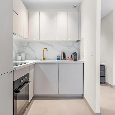 Apartment & Cosy - *
