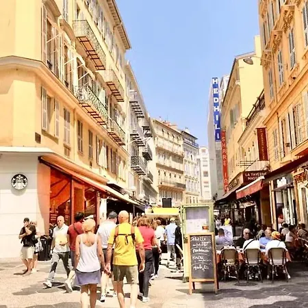 Center 2 Min Walk To Quiet Sunny Balcony Apartment Nice