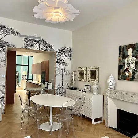 Vera Apartment