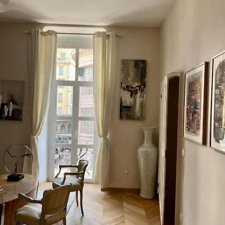 Vera Apartment Nice