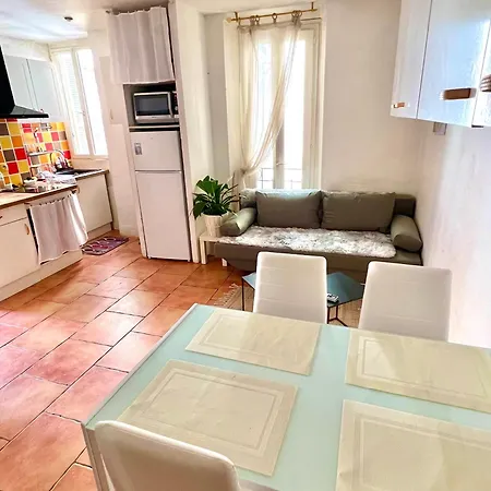A Acropolis Avec Terrasse Apartment *