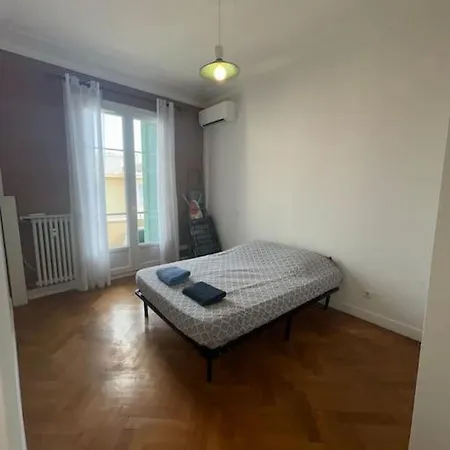 Le Dante Clim Balcon Apartment