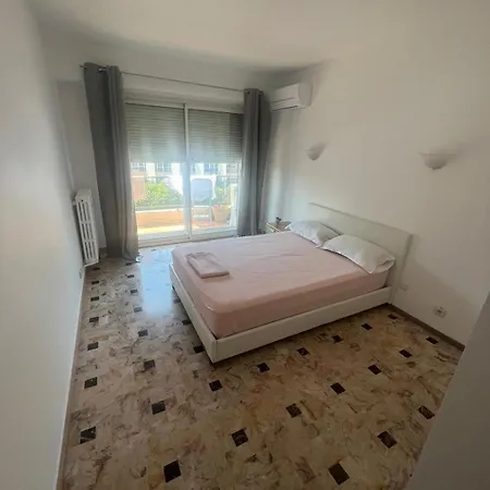 Apartment Grand Proche Promenade *