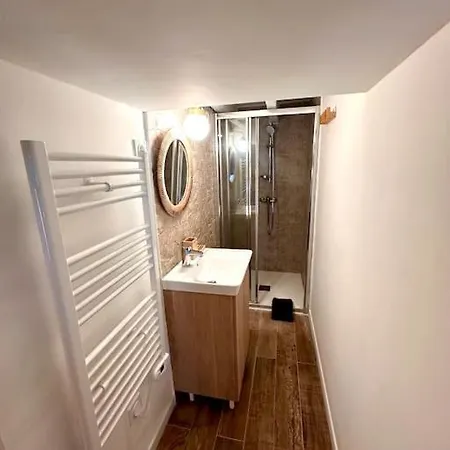 Apartment Jungle Avec Jaccuzi Au Coeur De *