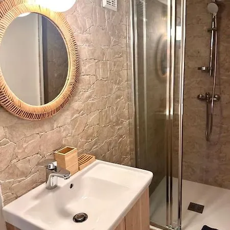 Jungle Avec Jaccuzi Au Coeur De Apartment *