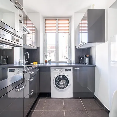 Apartment Large & Quiet 1 Bdr At Port *