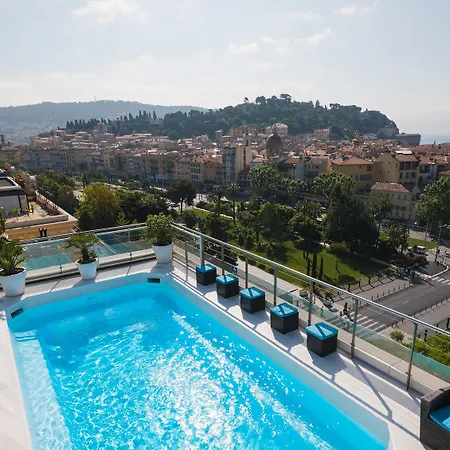 Aston La Scala Hotel 4*