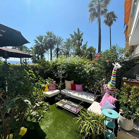 Promenade Des Center Sea And Front Design Flat With Private Garden Nice