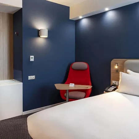 Express - - Grand Arenas By Ihg 3* Nice