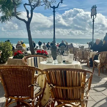 Place Close To The Sea Apartment