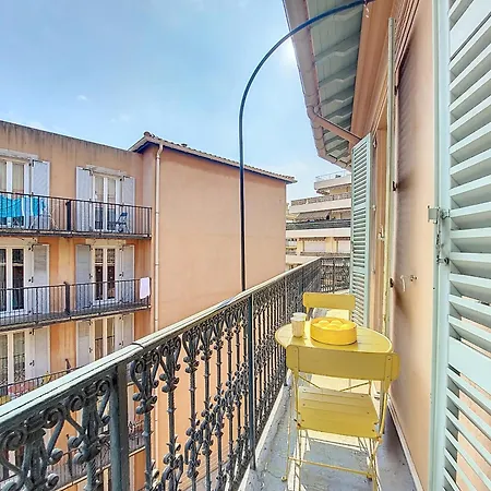 Nestor&jeeves - Palais Du Port - Balcony - Port Place Du Pin Apartment