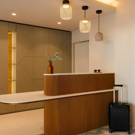Hotel Yelo Promenade Powered By Sonder