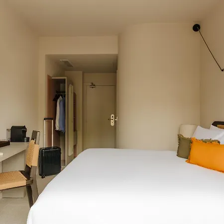 Yelo Promenade Powered By Sonder Hotel Nice