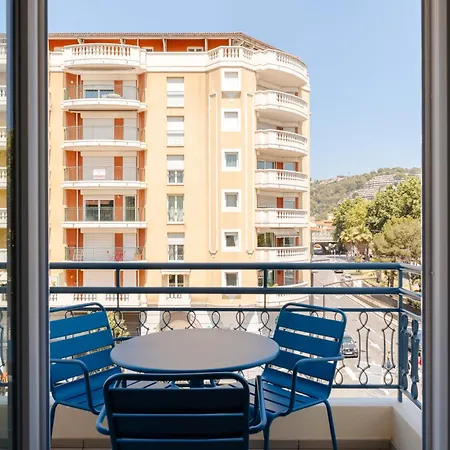 Hotel Yelo Promenade Powered By Sonder