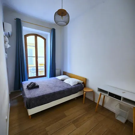 Big Flat - Le Cala - Hypercentre - 4 Chambres, 13 Personnes, Proche Gare Et Parking, Wifi, Air Conditioning L Groupe L Business L Famille Apartment *