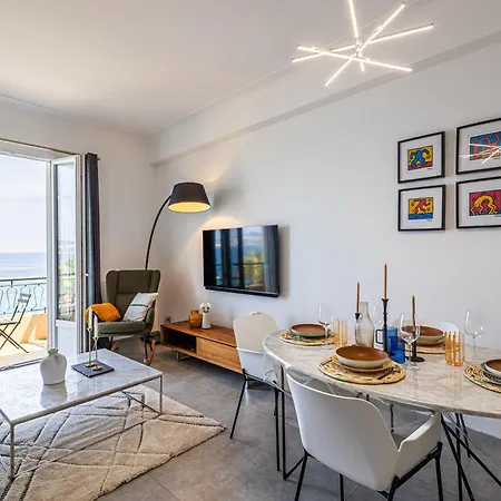 Apartment Days Promenade *