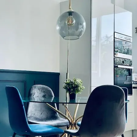 Luxueux Appartement, Carre D'or, Square Mozart