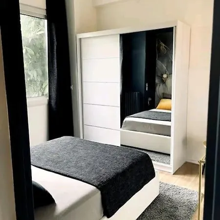 Luxueux Appartement, Carre D'or, Square Mozart Apartment Nice