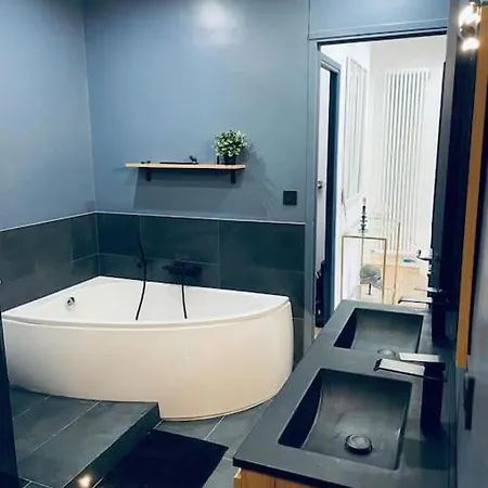 Luxueux Appartement, Carre D'or, Square Mozart * Nice