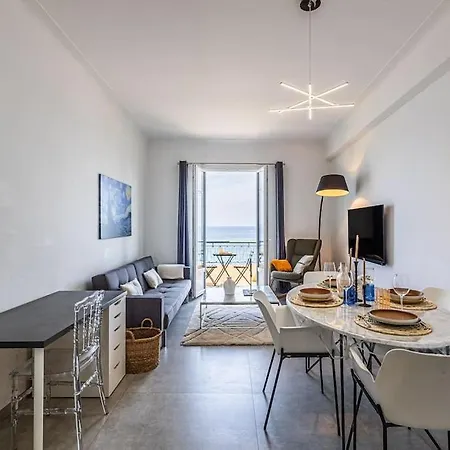 Apartment Days Promenade *