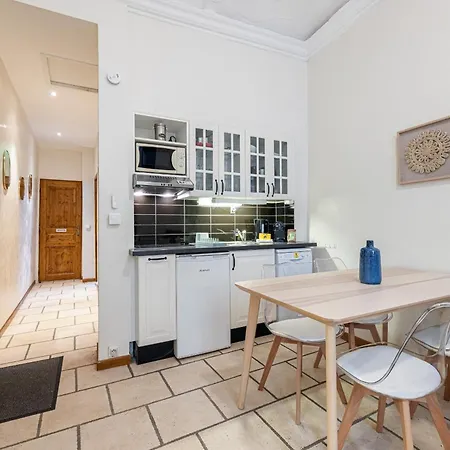 Apartment 2 Bdr Heart Old Town *
