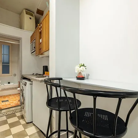 2 Bdr With Independent - Old Town Apartment *