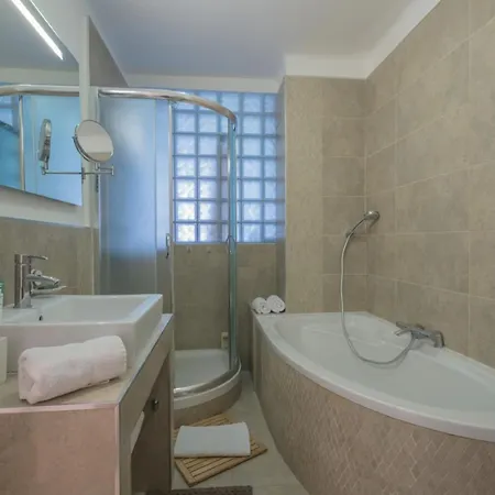 Apartment Luxury On Promenade Des In Nice