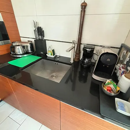 Moderne En Bord De A 60 M² Parking Prive * Nice