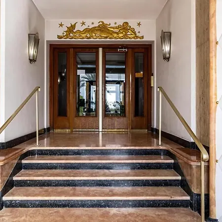 Moderne En Bord De A 60 M² Parking Prive