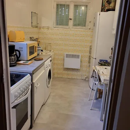 2 Pieces Pour 4 Personnes Proche Tram Apartment *