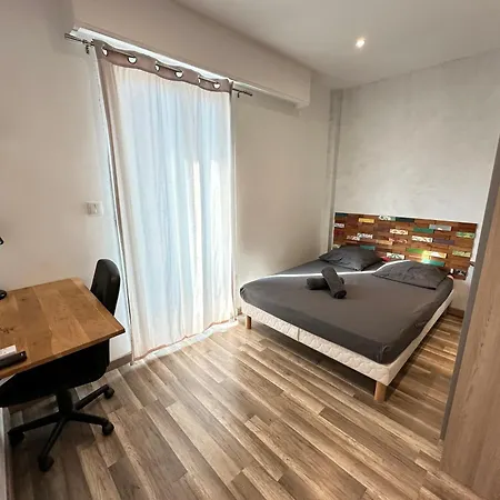 Apartment Spacieux - 4 Confortables Nice