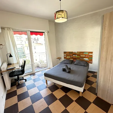 Spacieux - 4 Confortables Apartment *