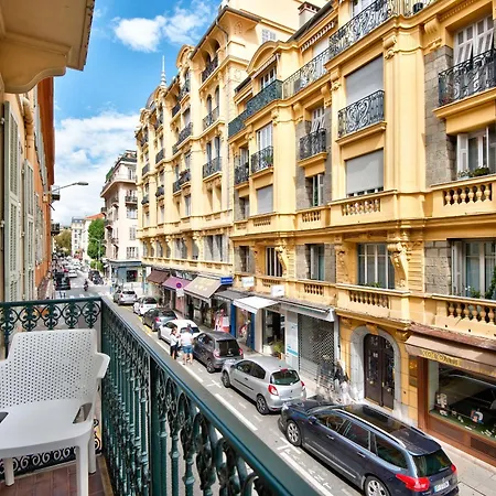9 Alberti Centre Nizza