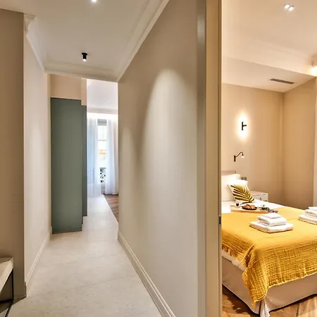 9 Alberti Centre Aparthotel