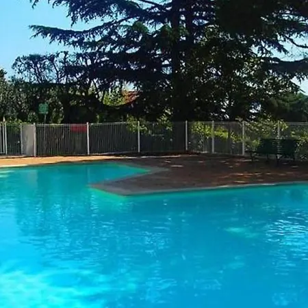 Apartment A Avec Piscine *
