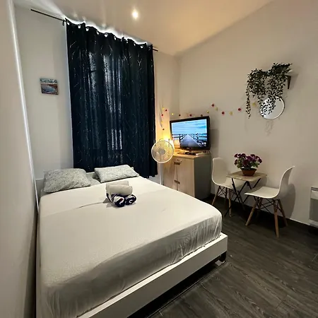 Delight 1st Door Nice