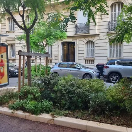 Beau T2 Proche Negresco * Nice