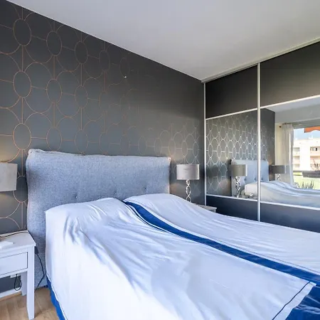 Apartment Superbe 2 Pieces Clim Et Parking *