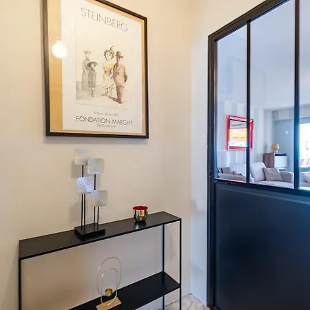 Apartment Superbe 2 Pieces Clim Et Parking Nice