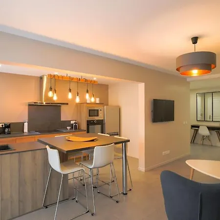 Superbe 2 Pieces 56m2 Renove Centre Negresco Nice