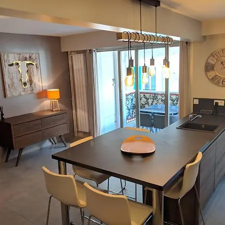 Superbe 2 Pieces 56m2 Renove Centre Negresco