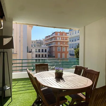 Apartment Carre D'or - Studio Gubernatis