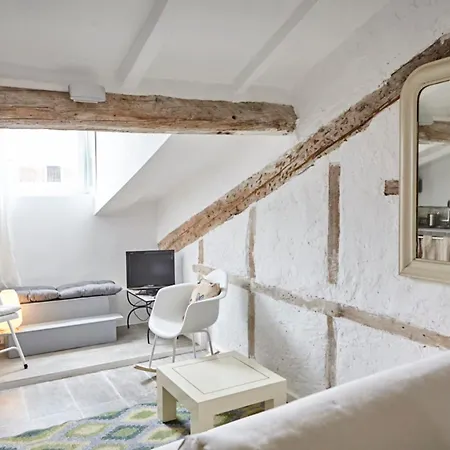 Welkeys - Rue Massena Apartment *