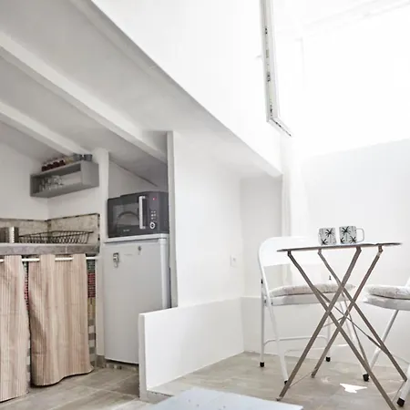 Welkeys - Rue Massena * Nizza