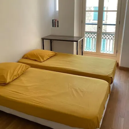 L 21 Apartment Nice