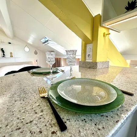 Joli Studio, Idealement Situe, Tres Proche Gare Apartment *